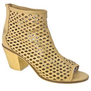 Kelsi Dagger Kyoto Open Toe Ankle Bootie 9.5 Natural Tan Diamond Cutout Back Zip